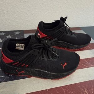 Puma Kids's Black and Red Sneakers